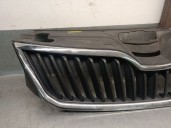 Recambio de rejilla delantera para skoda rapid (nh3, nk3, nk6) 1.2 tsi referencia OEM IAM 5JA853668 5JA8536689B9 