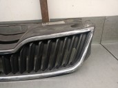 Recambio de rejilla delantera para skoda rapid (nh3, nk3, nk6) 1.2 tsi referencia OEM IAM 5JA853668 5JA8536689B9 