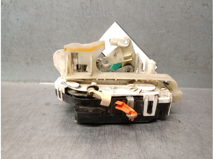 Recambio de cerradura puerta delantera izquierda para jeep compass 2.0 crd cat referencia OEM IAM 04589409AD 4589045AA 
