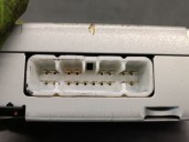 Recambio de sistema audio / radio cd para toyota yaris (ncp1/nlp1/scp1) 1.0 cat referencia OEM IAM 8611052011B0 8611052011B0 