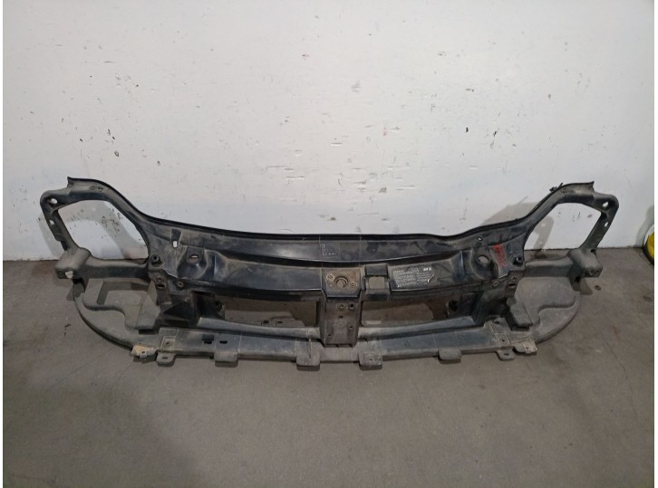 Recambio de panel frontal para renault trafic caja cerrada (ab 4.01) 1.9 diesel referencia OEM IAM 8200521859 8200521859 