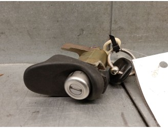 Recambio de maneta exterior porton para toyota yaris (ncp1/nlp1/scp1) 1.0 cat referencia OEM IAM 6909052010 6909052010 