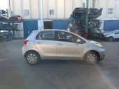 toyota yaris (_p9_) del año 2010