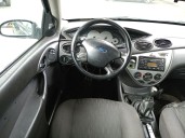 ford focus berlina (cak) del año 2004