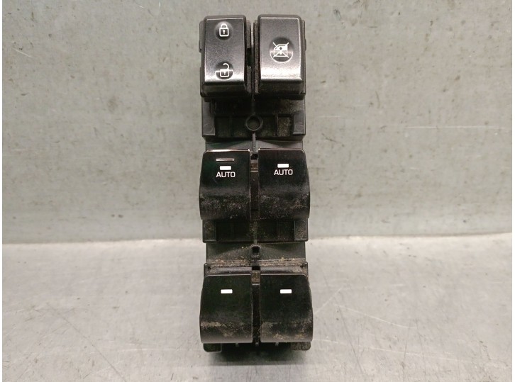 Recambio de mando elevalunas delantero izquierdo para hyundai ioniq (ae) 1.6 gdi hybrid referencia OEM IAM 93570G2020 93570G2020