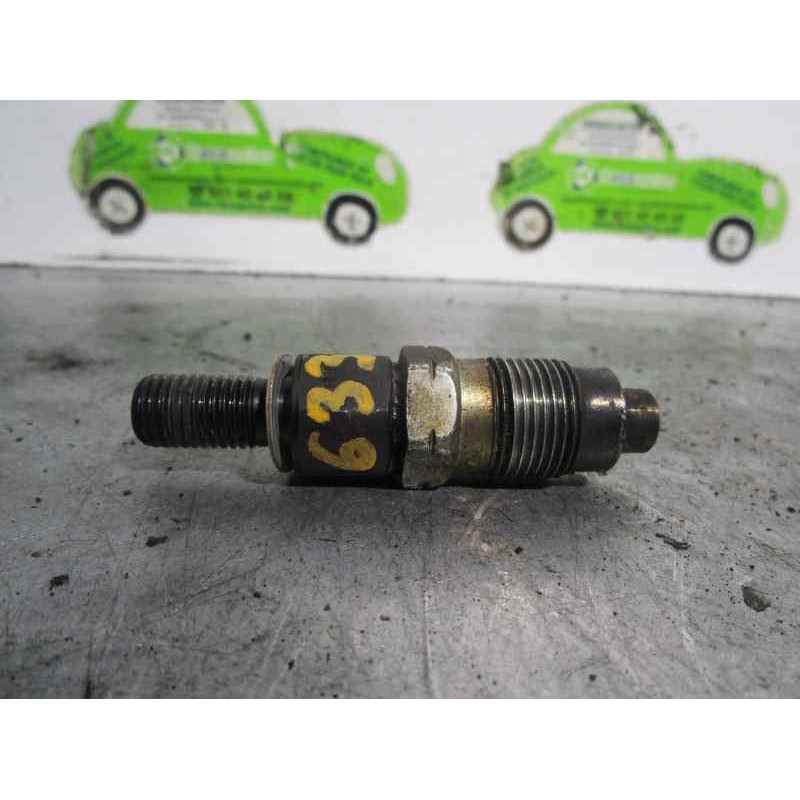 Recambio de inyector para toyota avensis berlina (t 22) 2.0 turbodiesel cat referencia OEM IAM   