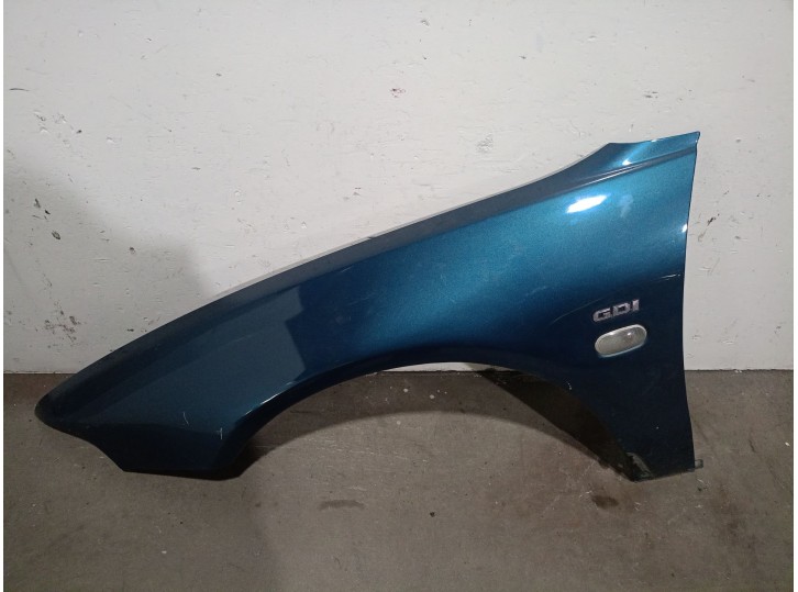 Recambio de aleta delantera izquierda para mitsubishi galant berlina (ea0) 2.4 gdi cat referencia OEM IAM MR273255 MR273255 