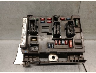 Recambio de caja reles / fusibles para citroën c5 berlina 2.0 hdi cat (rhz / dw10ated) referencia OEM IAM 9643498880 9643498880 