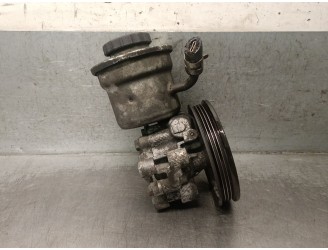 Recambio de bomba servodireccion para toyota yaris (ncp1/nlp1/scp1) 1.0 cat referencia OEM IAM 4431052011 4431052011 