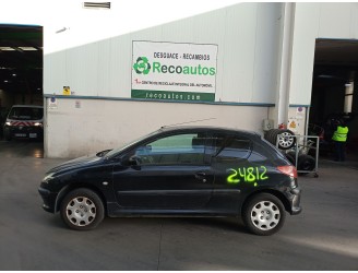peugeot 206 berlina del año 2003