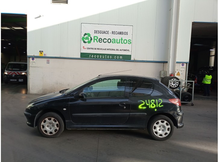 peugeot 206 berlina del año 2003