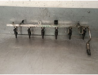 Recambio de rampa inyectora para bmw serie 5 berlina (e60) 525i referencia OEM IAM 143894902 13537541452 