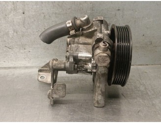 Recambio de bomba servodireccion para bmw serie 5 berlina (e60) 525i referencia OEM IAM 4031190 32416766190 7693974113