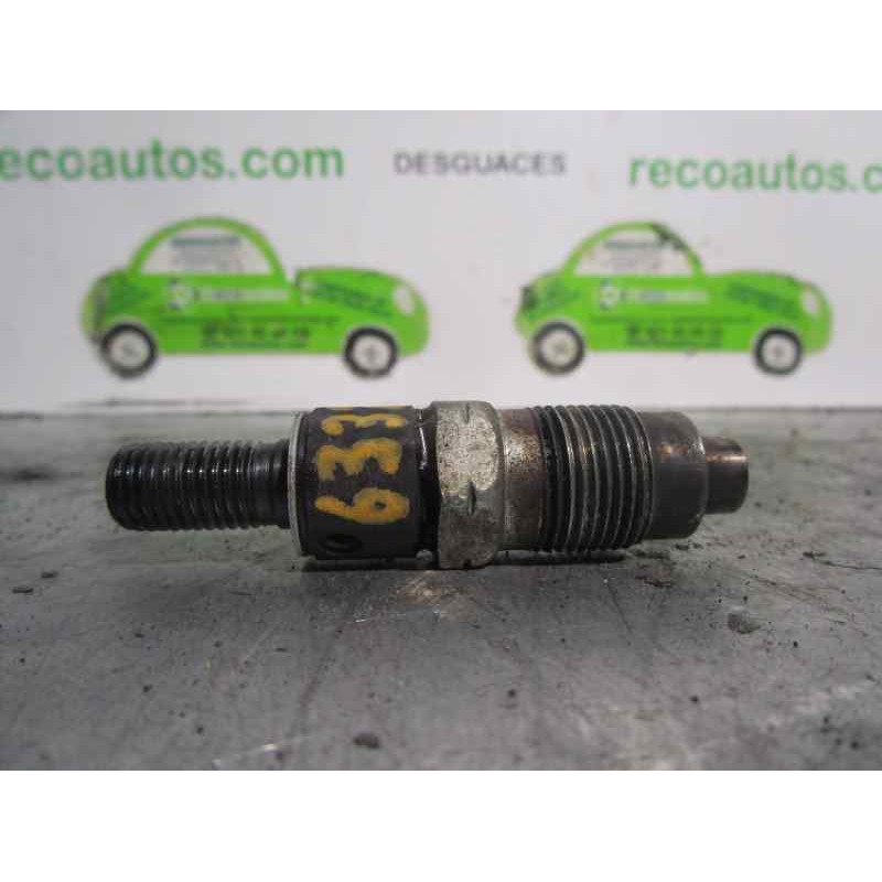 Recambio de inyector para toyota avensis berlina (t 22) 2.0 turbodiesel cat referencia OEM IAM   