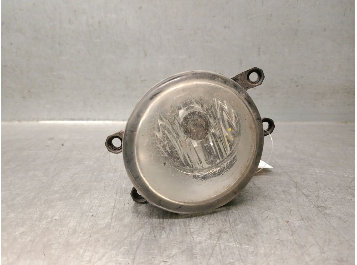 Recambio de faro antiniebla derecho para toyota auris (_e15_) 2.0 d-4d (ade150_) referencia OEM IAM 812100D041 812100D041 