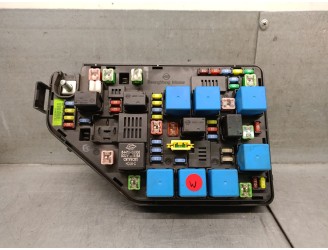 Recambio de caja reles / fusibles para ssangyong korando (ck) 2.0 e-xdi referencia OEM IAM 8297034031 8297034031 