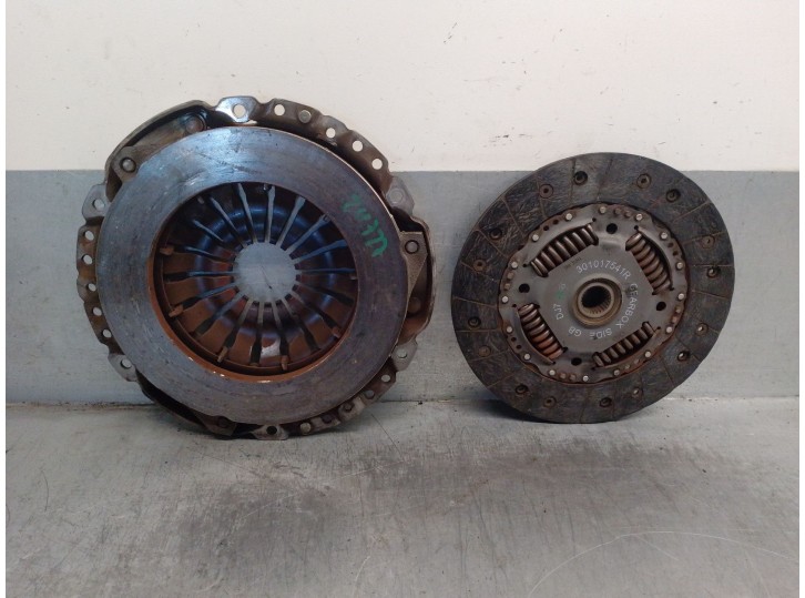 Recambio de kit embrague para dacia logan ii 1.5 blue dci 95 (l8jl) referencia OEM IAM 302053202R 302053202R 