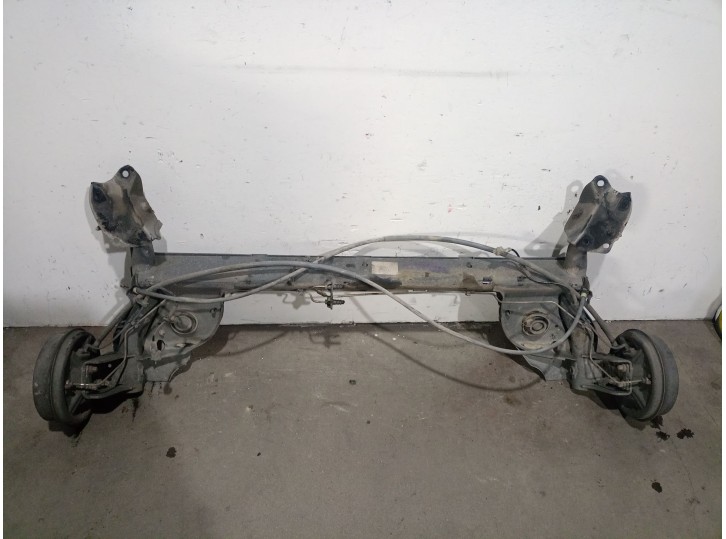 Recambio de puente trasero para dacia logan ii 1.5 blue dci 95 (l8jl) referencia OEM IAM 555016932R 555016932R 