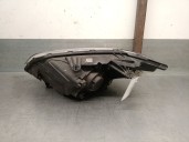 Replacement right headlight for SsangYong Korando (CK) 2.0 e-XDi OEM IAM reference 8310234100 8310234100 