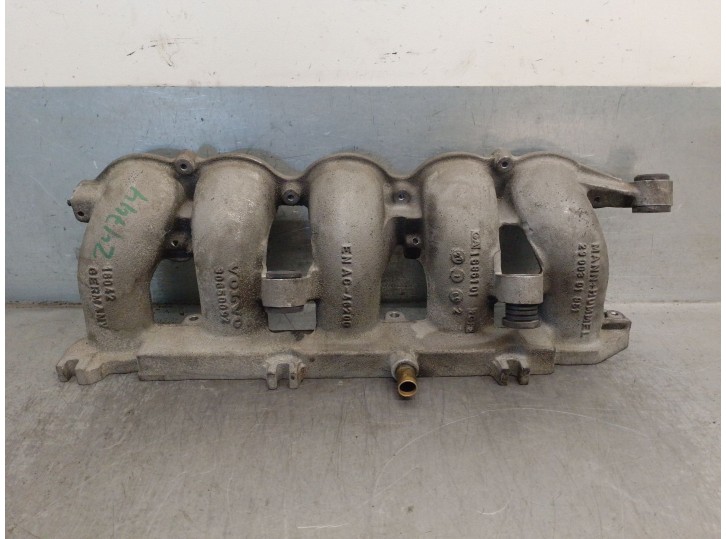 Recambio de colector admision para volvo v50 familiar 2.4i kinetic referencia OEM IAM 30650092 30677337 2900301951