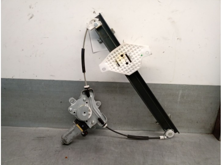 Recambio de elevalunas delantero derecho para ssangyong korando (ck) 2.0 e-xdi referencia OEM IAM 7232134001 7232134001 