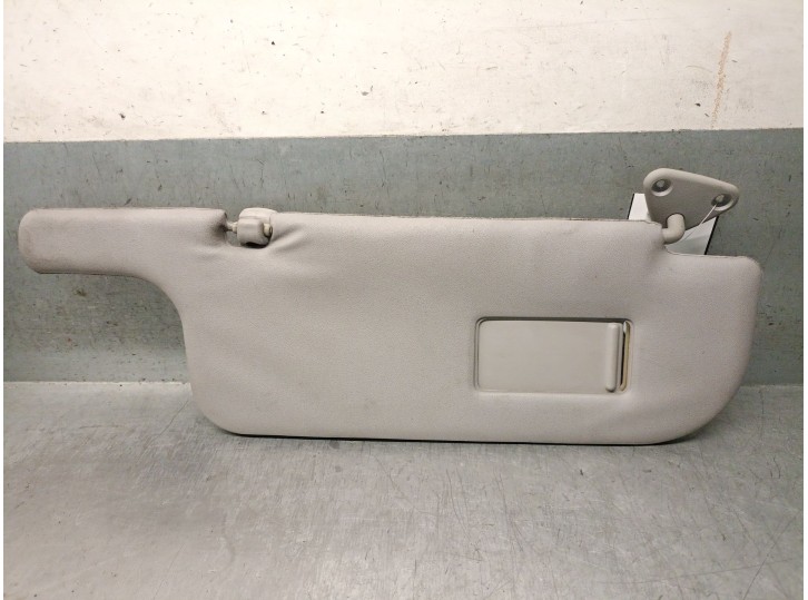 Recambio de parasol derecho para mitsubishi galant berlina (ea0) 2.4 gdi cat referencia OEM IAM MR789556 MR789556 