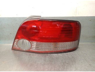 Recambio de piloto trasero derecho para mitsubishi galant berlina (ea0) 2.4 gdi cat referencia OEM IAM MR476878 MR476878 2208737