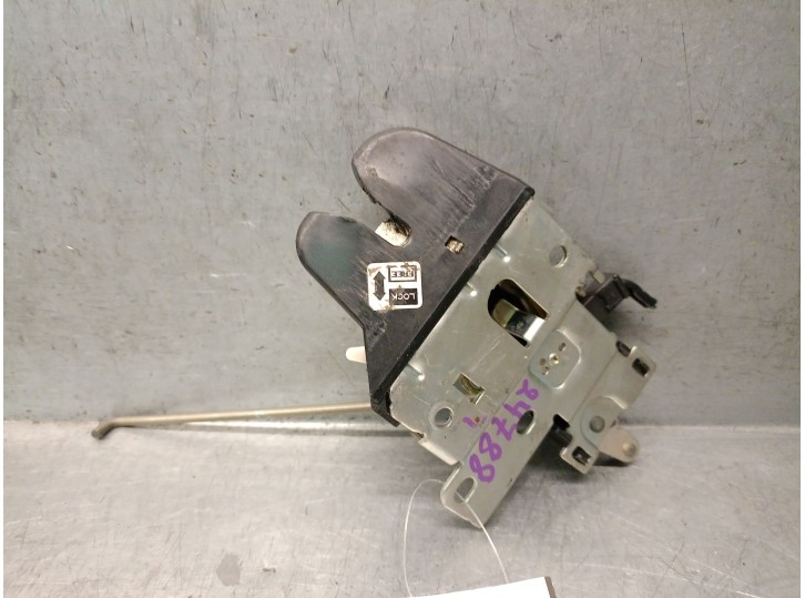 Replacement boot / tailgate lock for Mitsubishi Galant Saloon (EA0) 2.4 GDI CAT OEM IAM reference MR264195 MR264195 