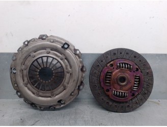 Replacement clutch kit for Mitsubishi Galant sedan (EA0) 2.4 GDI CAT OEM IAM reference MR453754 MR453754 