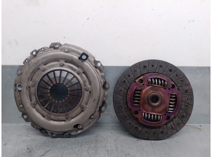 Recambio de kit embrague para mitsubishi galant berlina (ea0) 2.4 gdi cat referencia OEM IAM MR453754 MR453754 