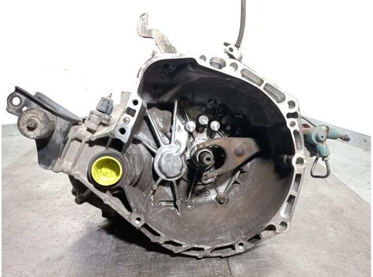 Recambio de caja cambios para toyota yaris (ncp1/nlp1/scp1) 1.0 cat referencia OEM IAM 10310834 3030052060 