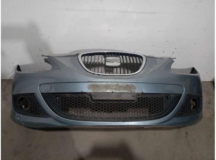 Recambio de paragolpes delantero para seat leon (1p1) 1.9 tdi referencia OEM IAM 1P0807217AB REF DE PL 1P0807217AB REF DE PL