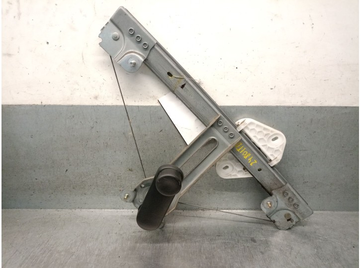 Replacement rear right window regulator for Dacia Logan 1.4 cat OEM IAM reference 6001547152 6001547152 