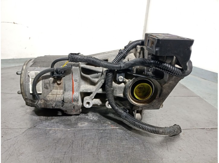 Recambio de diferencial trasero para jeep compass 2.0 crd cat referencia OEM IAM P3501A115 3501A115 P3570A007