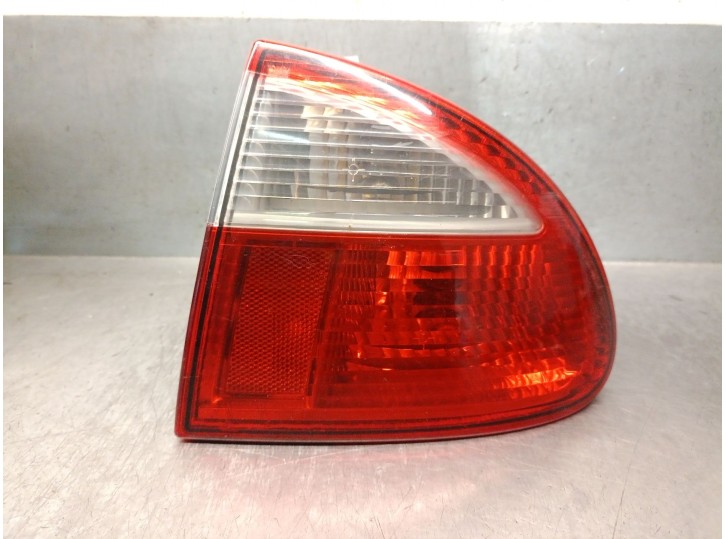 Recambio de piloto trasero derecho para seat leon (1m1) 1.9 tdi referencia OEM IAM 1M5945112 1M5945112 