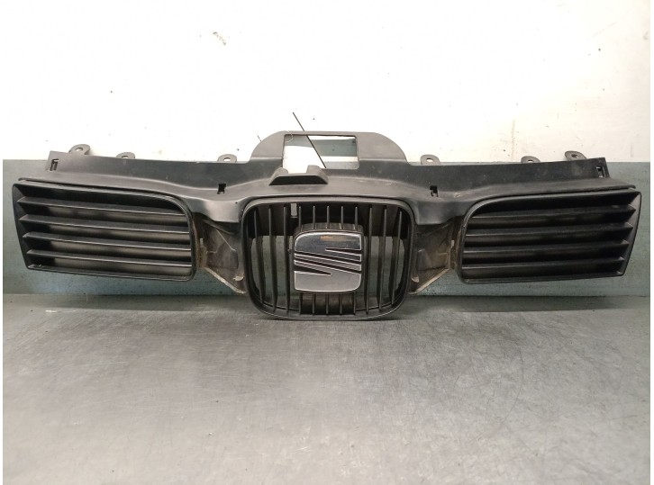 Recambio de rejilla delantera para seat leon (1m1) 1.9 tdi referencia OEM IAM 1M0853653 1M0853653D 