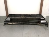 Recambio de rejilla paragolpes central para toyota auris (_e18_) 1.8 hybrid (zwe186) referencia OEM IAM 5311202390 5311202410 