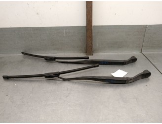 Recambio de brazo limpia delantero derecho para jeep grand cherokee iv (wk, wk2) 3.6 vvt 4x4 referencia OEM IAM 68301828AA 68301