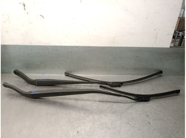 Recambio de brazo limpia delantero derecho para chevrolet captiva (c100, c140) 2.0 d 4wd referencia OEM IAM 96661625 96661625 