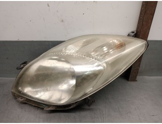 Recambio de faro izquierdo para toyota yaris (_p9_) 1.4 d-4d (nlp90_) referencia OEM IAM 811500D330 811700D330 