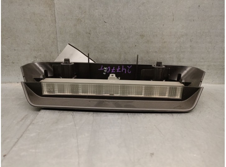 Recambio de luz central de freno para toyota yaris (_p9_) 1.4 d-4d (nlp90_) referencia OEM IAM 8157005100 8157005100 
