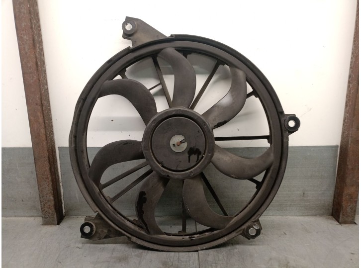 Recambio de electroventilador para dodge journey 2.0 16v crd cat referencia OEM IAM PM1972002 68057238AA 