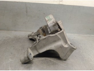 Recambio de soporte motor derecho para mazda 3 (bm, bn) 2.2 d referencia OEM IAM KD6239060 KD6239060 