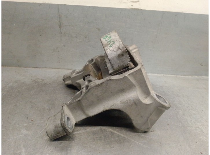 Recambio de soporte motor derecho para mazda 3 (bm, bn) 2.2 d referencia OEM IAM KD6239060 KD6239060 