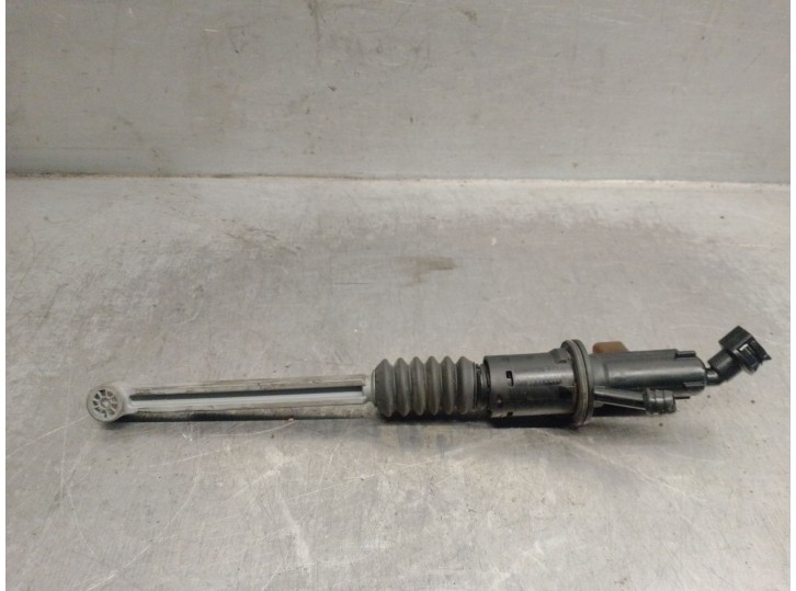 Recambio de bomba embrague para peugeot 2008 i (cu_) 1.5 bluehdi 100 referencia OEM IAM 9812924680 9812924680 