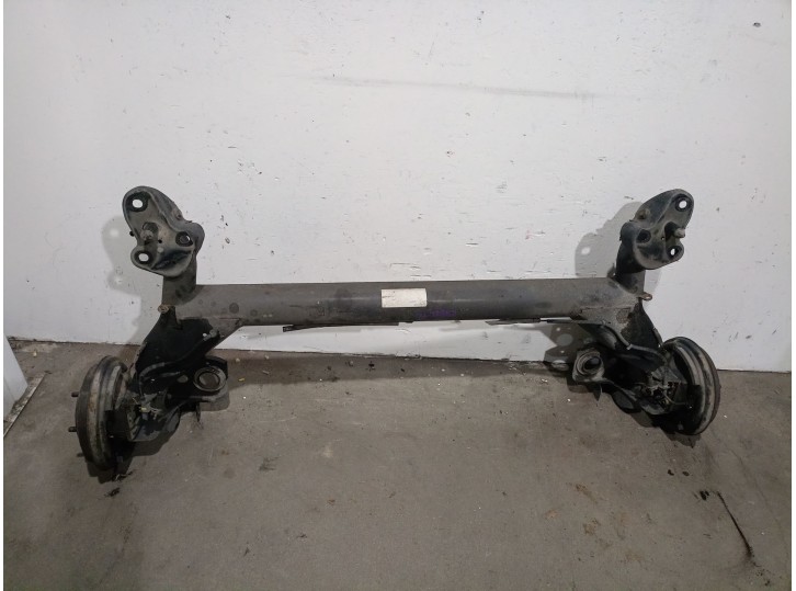 Recambio de puente trasero para ford fiesta (cbk) 1.4 16v cat referencia OEM IAM 1437437 1437437 