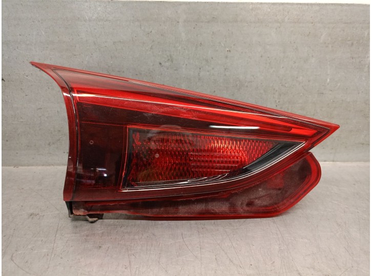 Recambio de piloto trasero porton izquierdo para mazda 3 (bm, bn) 2.2 d referencia OEM IAM BJF2513G0C BJF2513G0C 