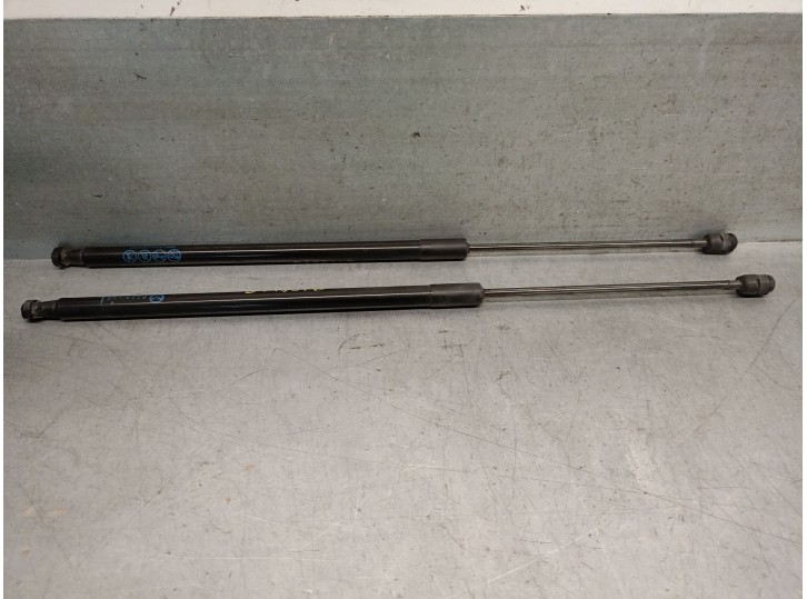 Recambio de amortiguadores maletero / porton para mazda 3 (bm, bn) 2.2 d referencia OEM IAM BHN963620 BHN963620 