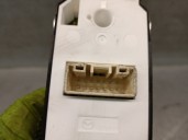 Recambio de mando elevalunas delantero izquierdo para mazda 3 (bm, bn) 2.2 d referencia OEM IAM BHR966350A BHR966350 