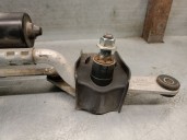 Recambio de motor limpia delantero para mazda 3 (bm, bn) 2.2 d referencia OEM IAM BHS267340A BHS267340A 